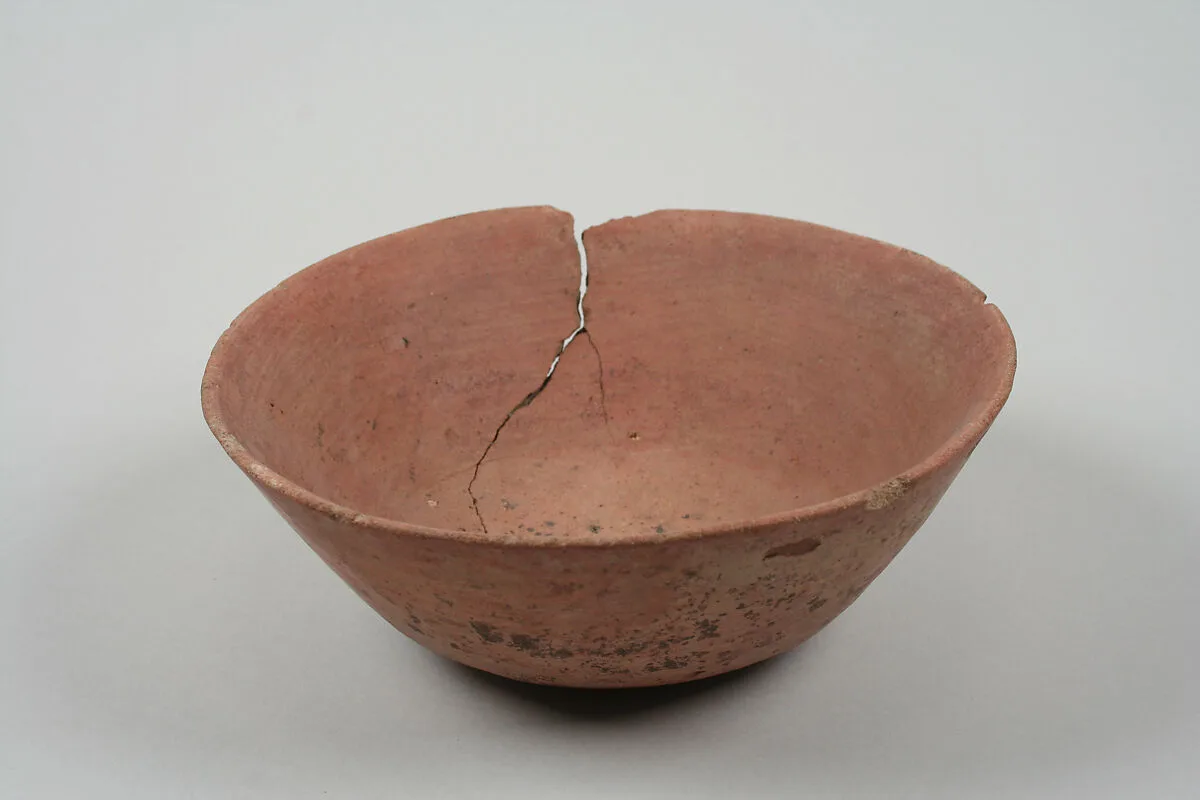 Undecorated painted bowl with flared sides — Unknown