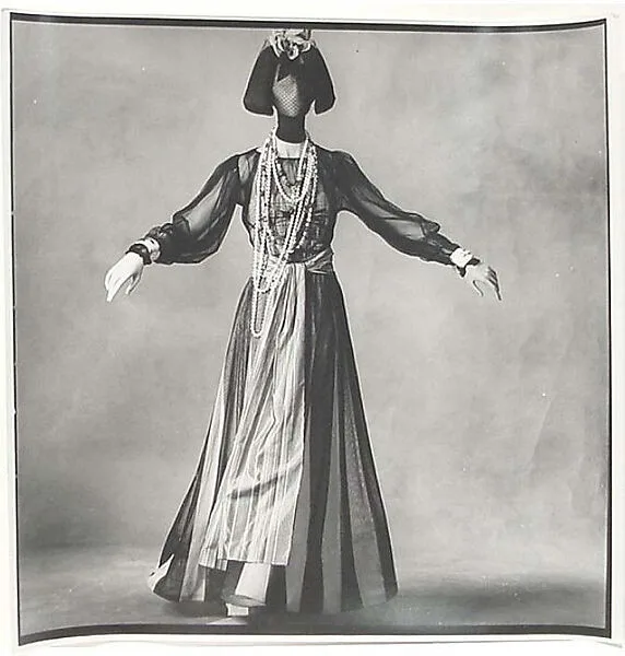 Photograph — Irving Penn|Gabrielle Chanel