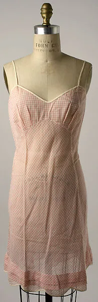 Lingerie — Henri Bendel