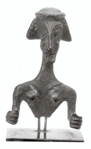 Figure fragment