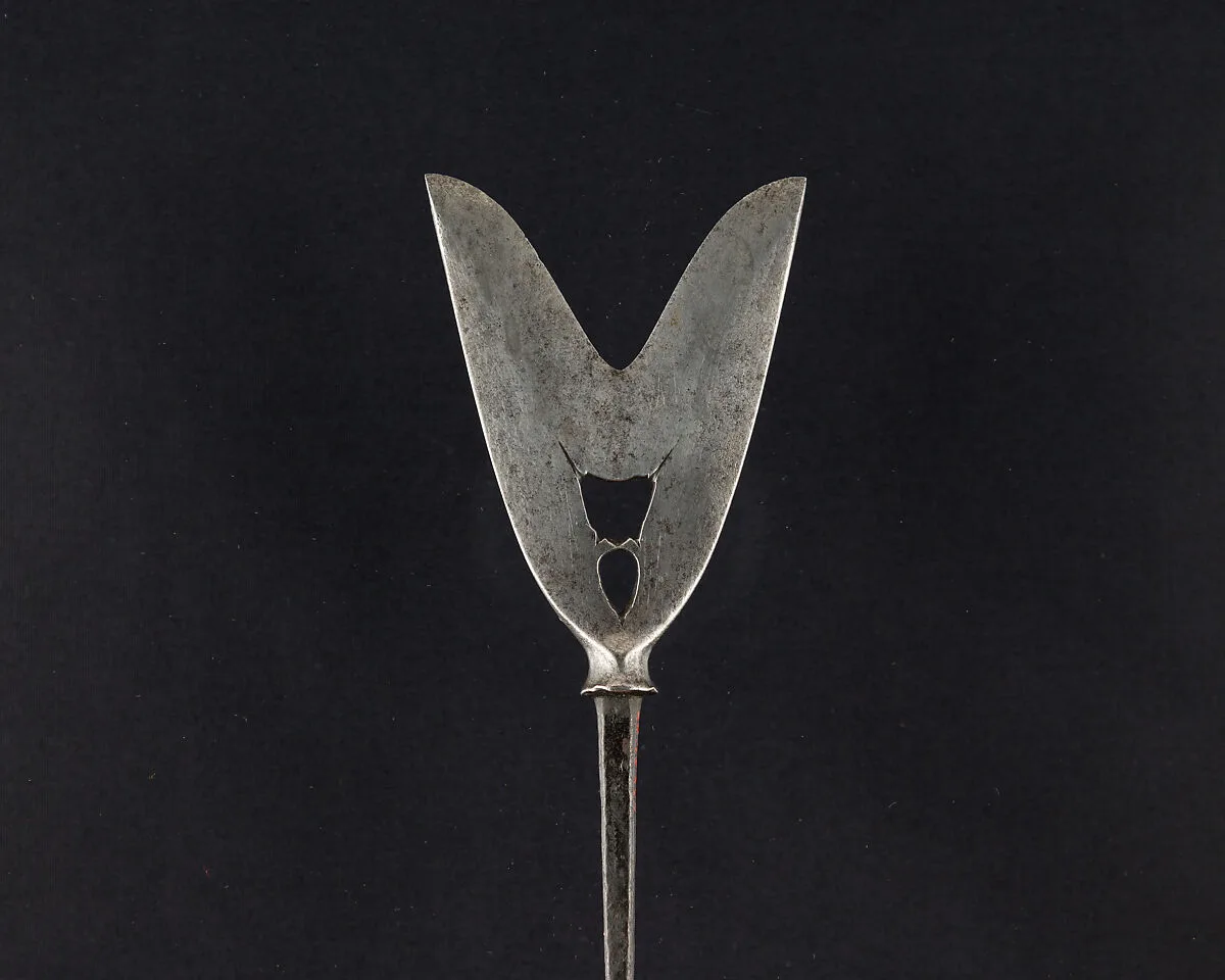 Arrowhead (<i>Yanone</i>) — Unknown