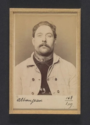 Alban. Jean-Louis. 35 ans, né à Paris. Plombier. Anarchiste. Fiché le 5/3/94.
