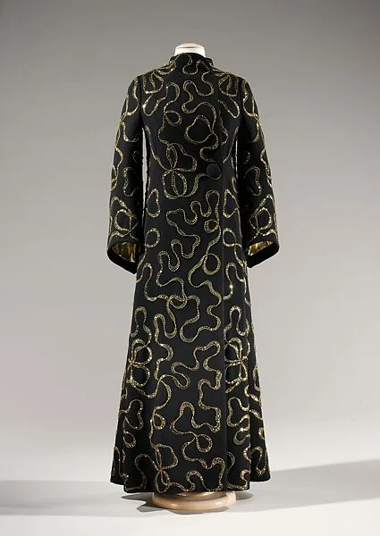 Evening coat — Pauline Trigère