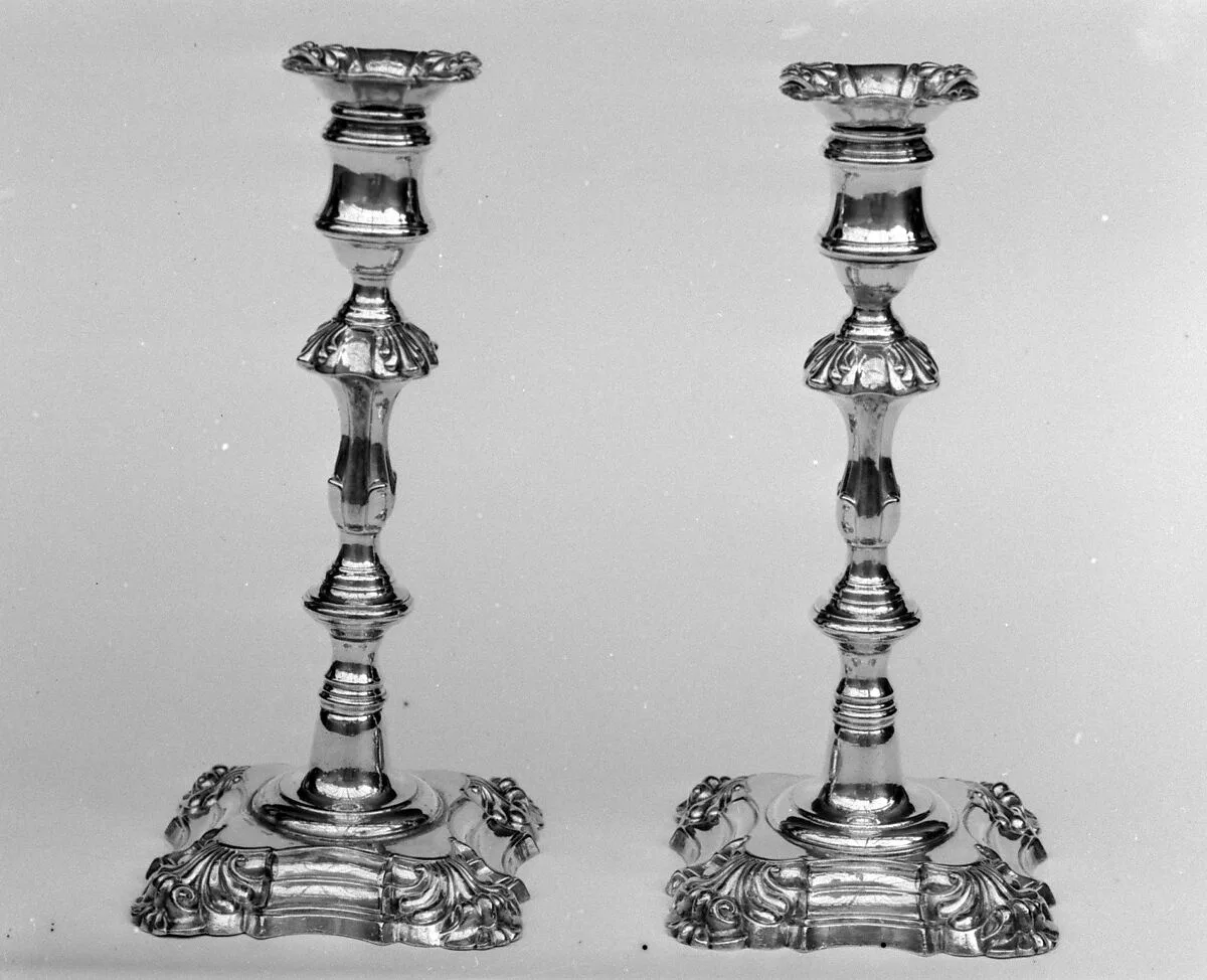 Pair of candlesticks — Unknown