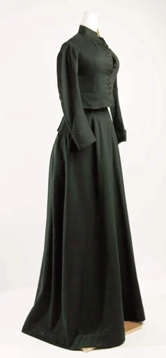 Riding habit