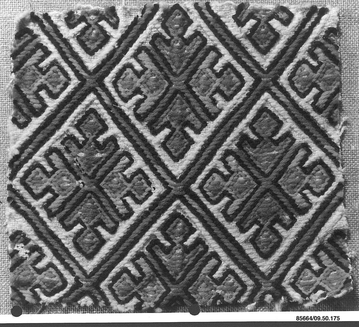 Peasant costume fragment — Unknown