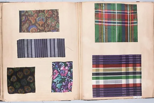 Patterned silks (12 books)