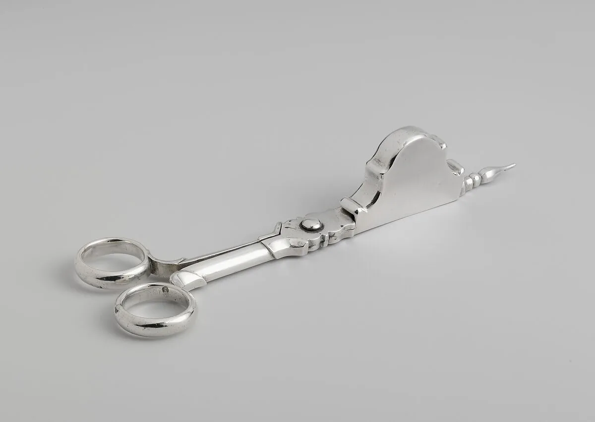 Snuffers — René Briceau