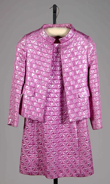 Evening suit — Oscar de la Renta