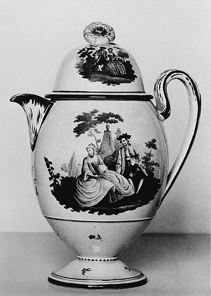 Chocolate pot with cover (part of a set) — Josiah Wedgwood and Sons|Josiah Wedgwood