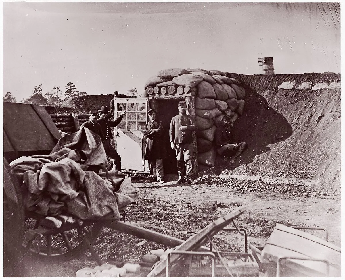 Fort Burnham, front of Petersburg — Timothy H. O'Sullivan|Mathew B. Brady