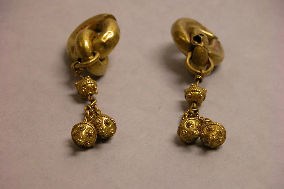 금제 귀걸이 삼국 가야|金製耳飾 三國 伽倻|Earring (one of a pair) — Unknown