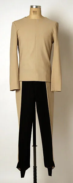 Suit — Ruben Torres