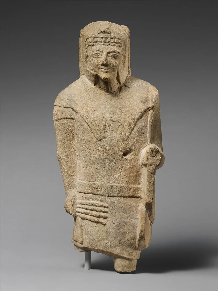 Limestone statuette of Herakles as an archer — Unknown