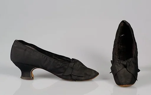 Evening shoes