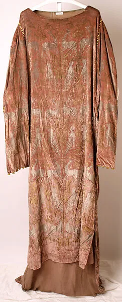Evening dress — Maria Monaci Gallenga