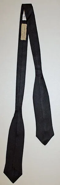 Bow tie — Brooks Brothers
