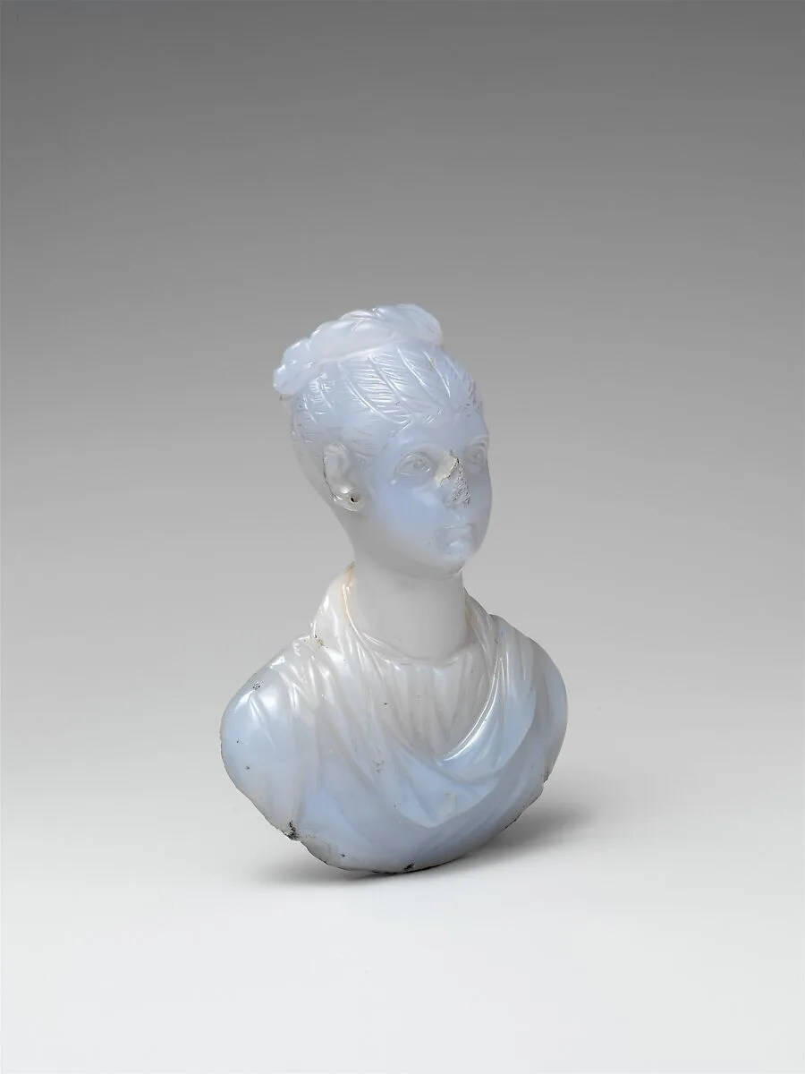 Chalcedony portrait bust of a young woman — Unknown