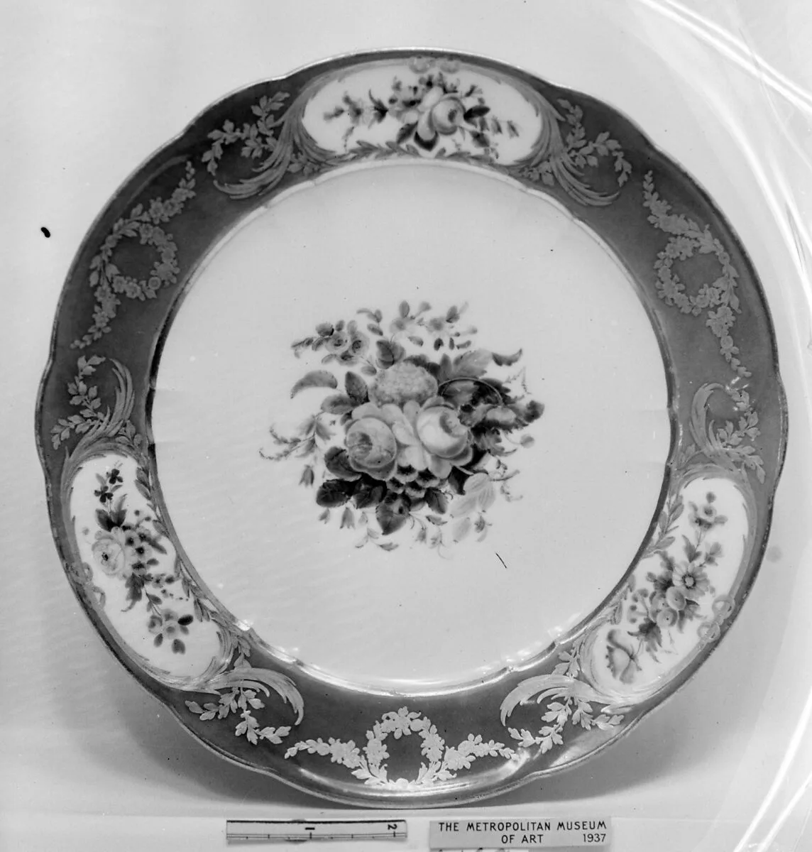 Plate (part of a service) — Sèvres Manufactory|Michel-Gabriel Commelin