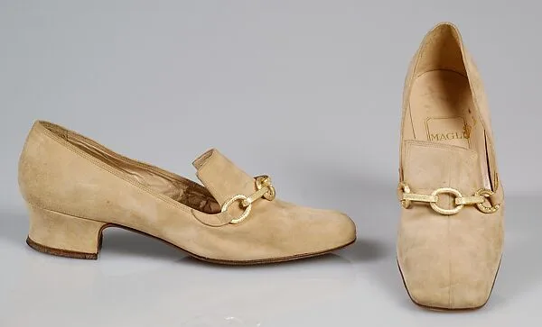 Shoes — Bruno Magli SP.A.
