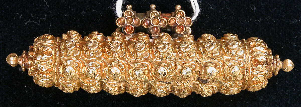 Amulet Case — Unknown