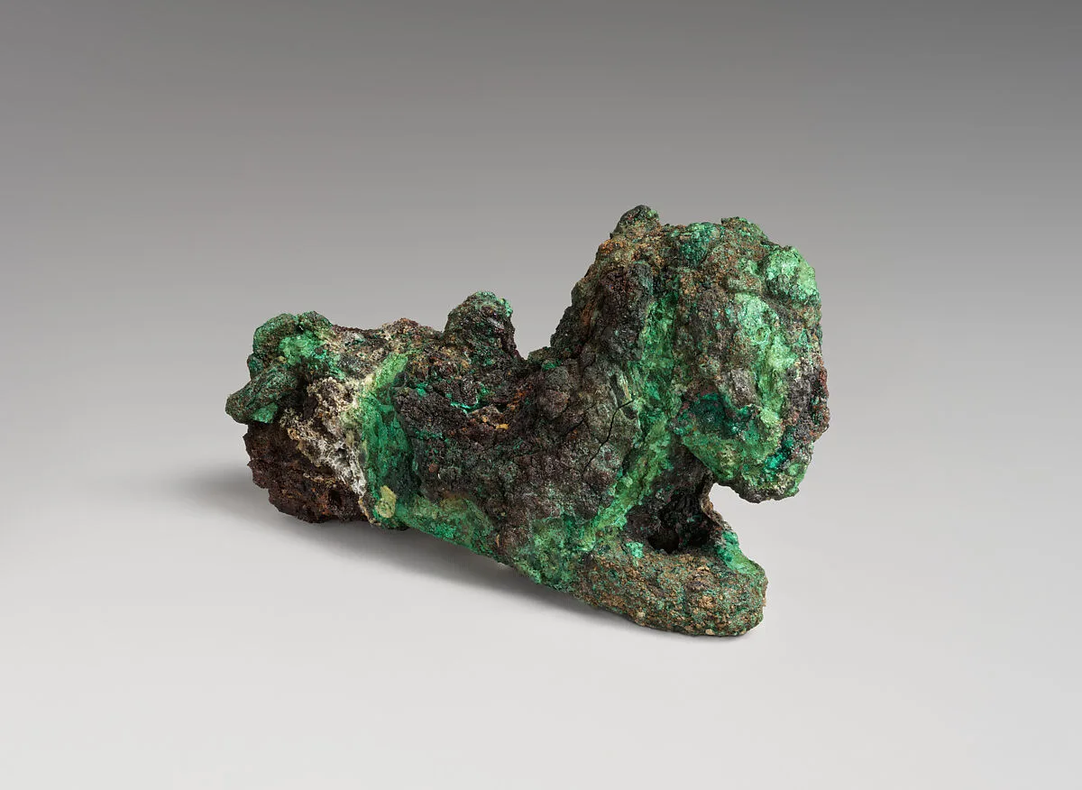 Lion pin — Unknown