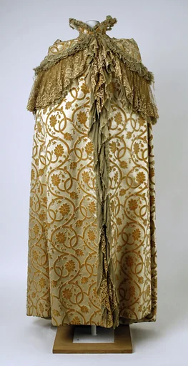Opera cape