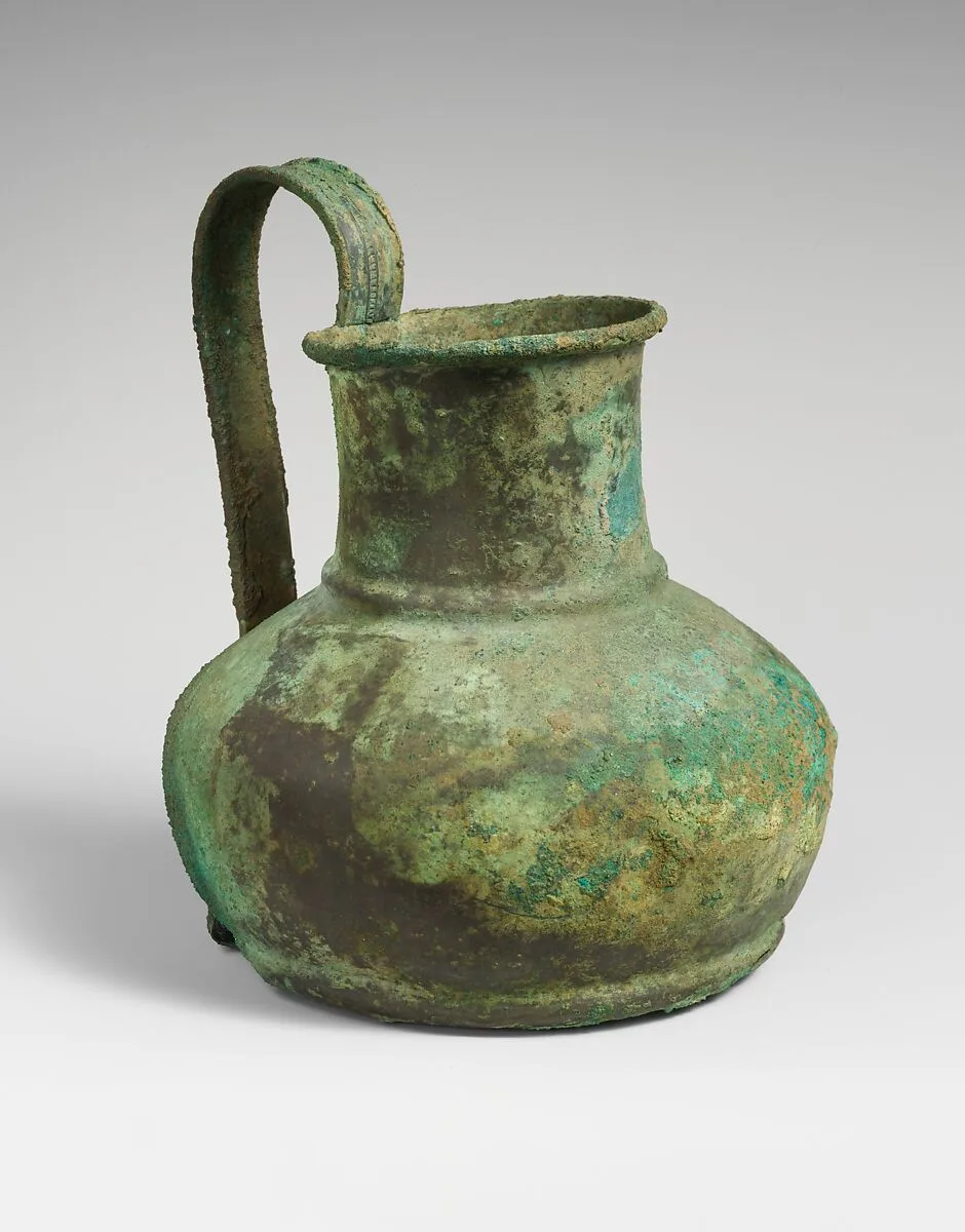 Bronze jug — Unknown