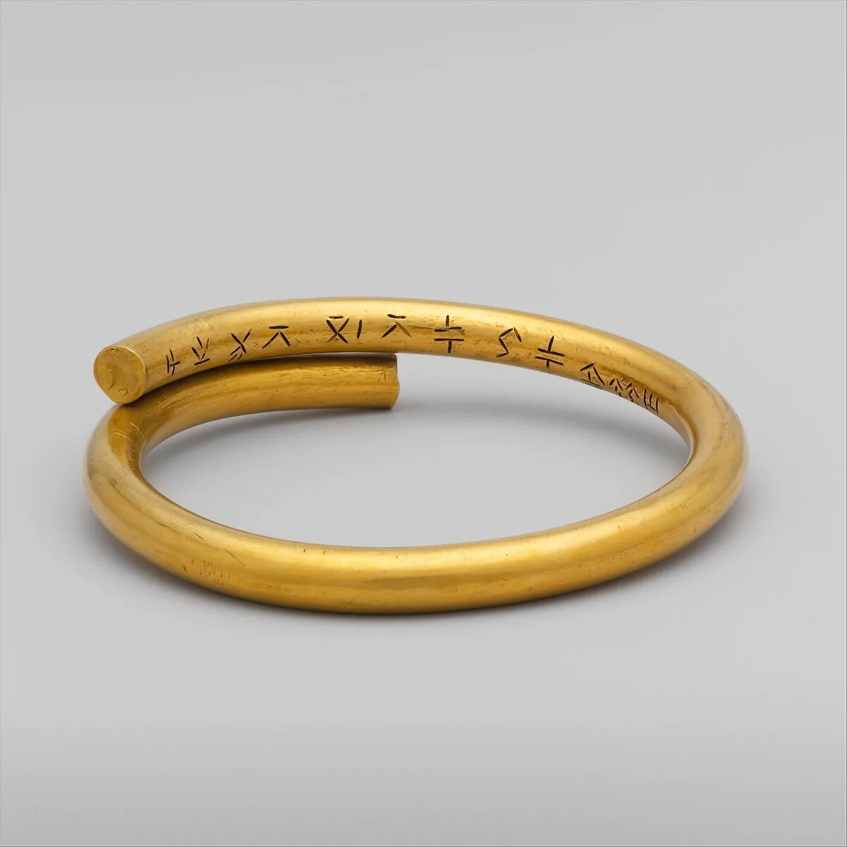 Electrotype copy of a gold bracelet — Unknown