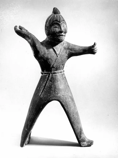 六朝 陶武士俑|Figure of a warrior
