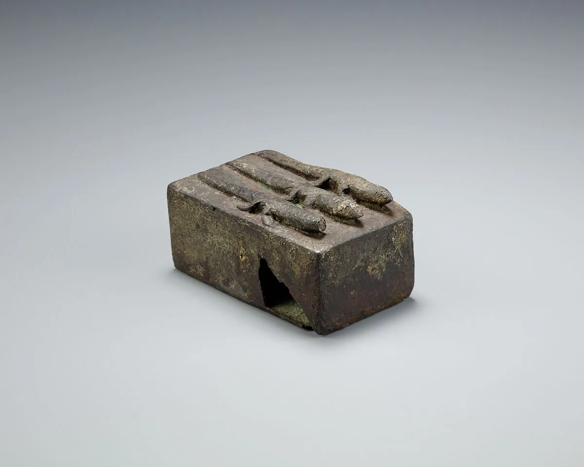 Mummy case, lizard — Unknown