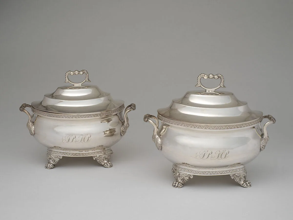 Covered Sauce Tureen — Edward Lownes