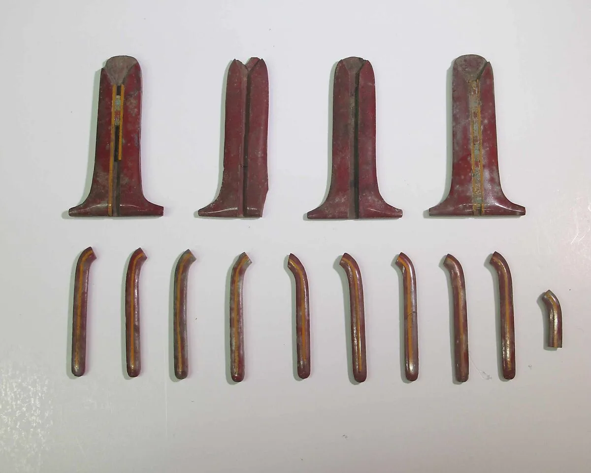 Inlays from shrine: Isis knot sections — Unknown