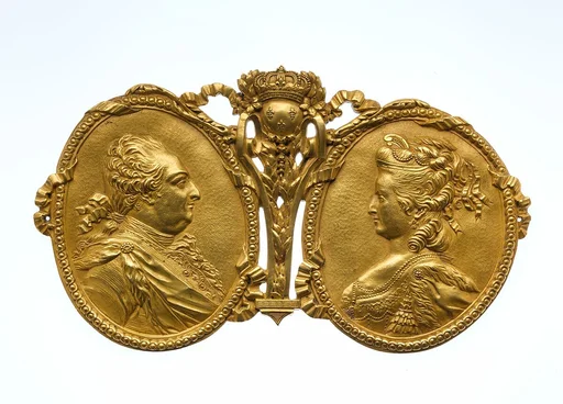Portrait medallions