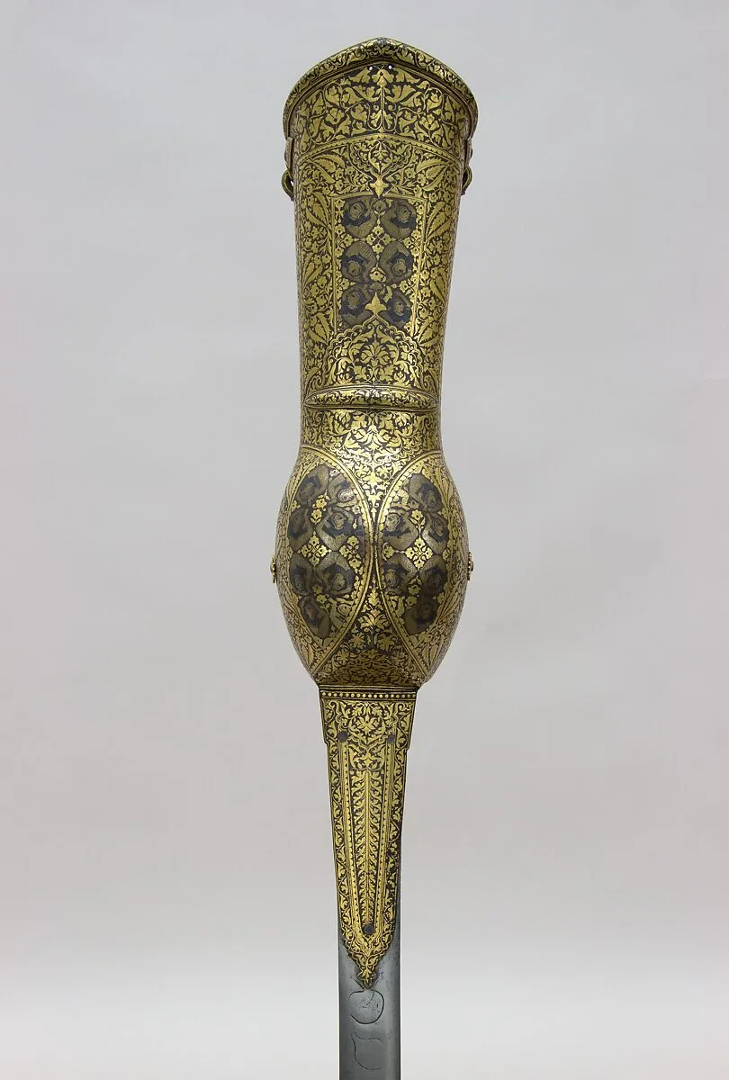 Gauntlet Sword (Pata) with Scabbard — Unknown