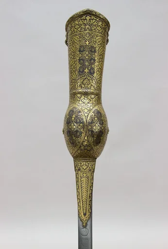 Gauntlet Sword (Pata) with Scabbard