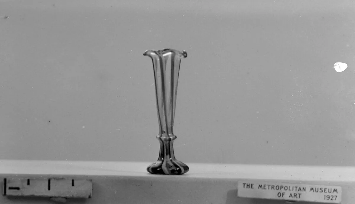 Miniature vase — Unknown