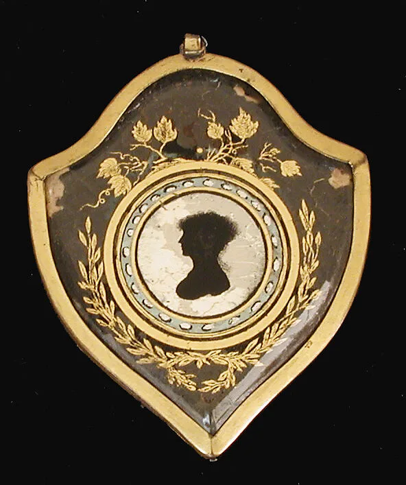 Pendant — Unknown