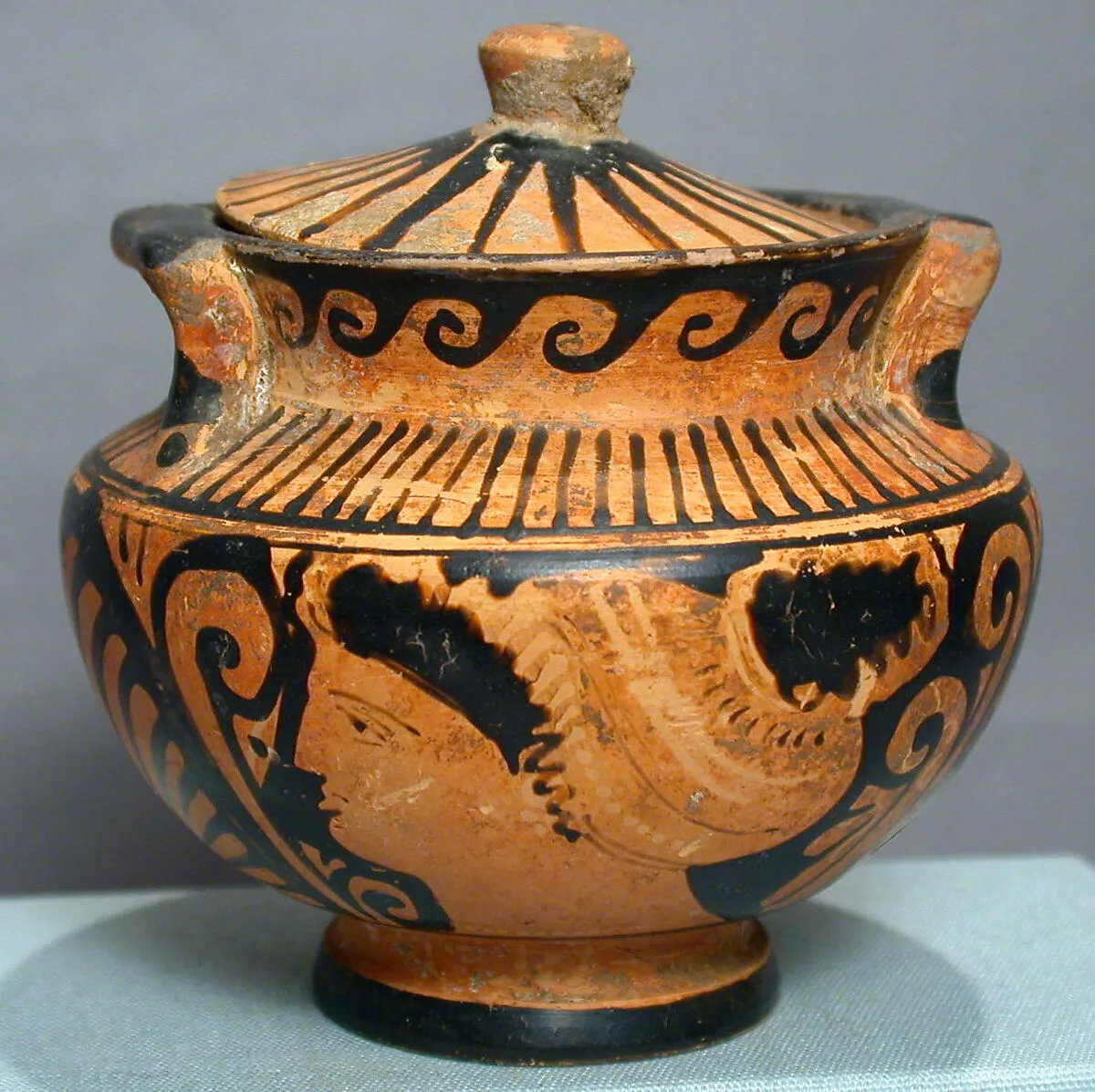 Terracotta stamnos (jar) with lid — Unknown