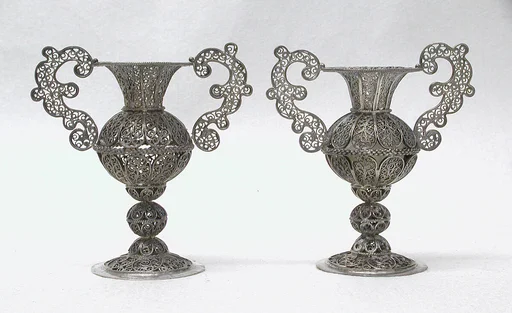 Miniature urn (one of a pair) (part of a set)