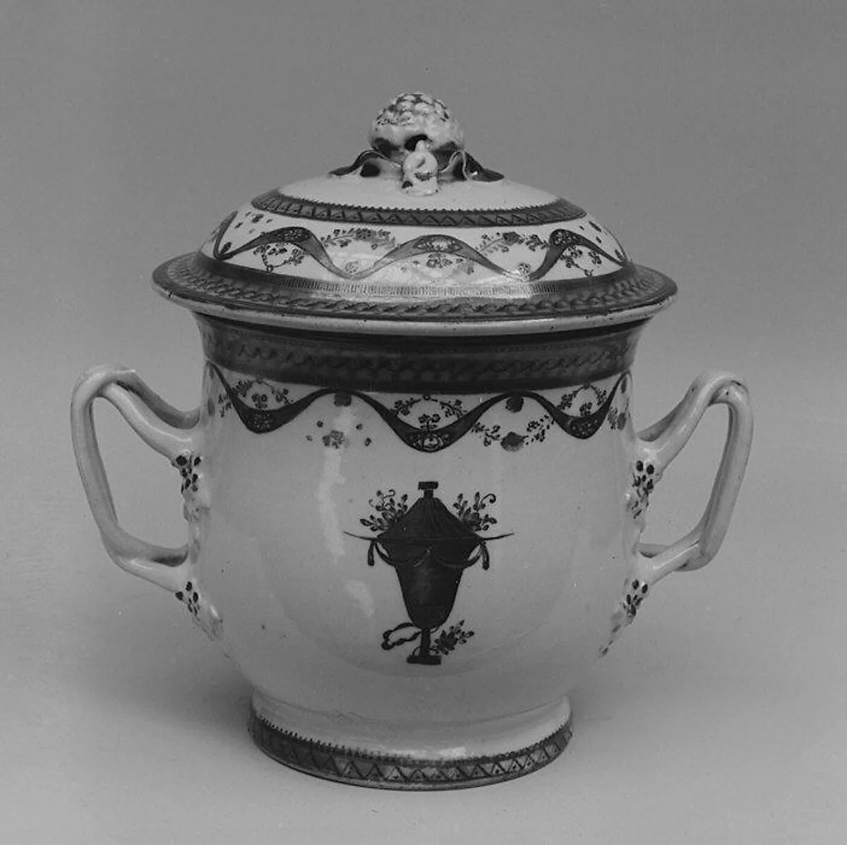 Sugar bowl with cover — Unknown