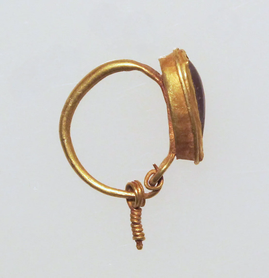 Earring with sard setting — Unknown