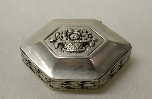 Pill box