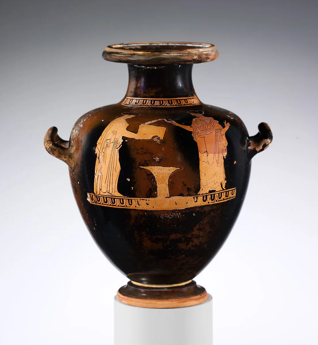 Terracotta hydria: kalpis (water jar) — Shuvalov Painter