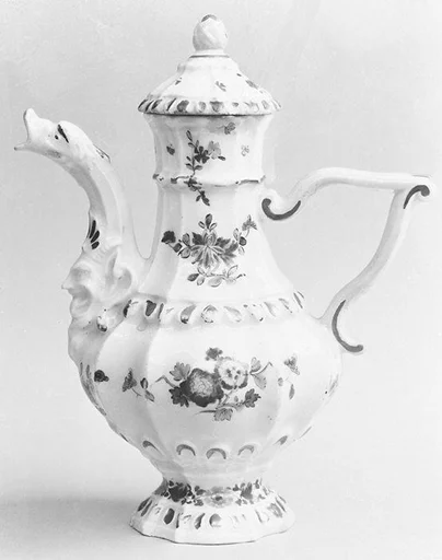 Oil pot
