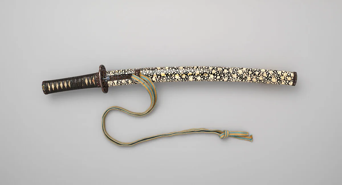グリ彫金具脇指拵 Blade and Mounting for a Short Sword (<i>Wakizashi</i>) — 尾張関 Owari-Seki