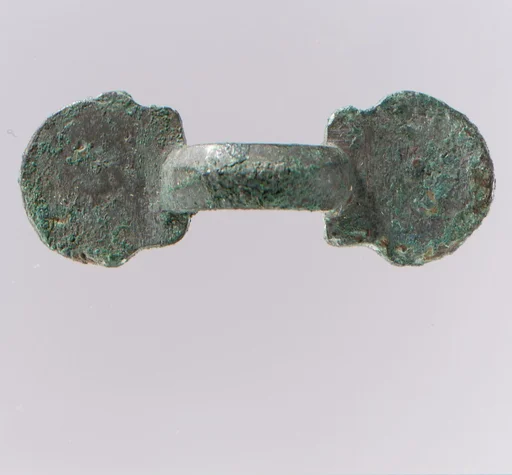 Equal-Arm Brooch