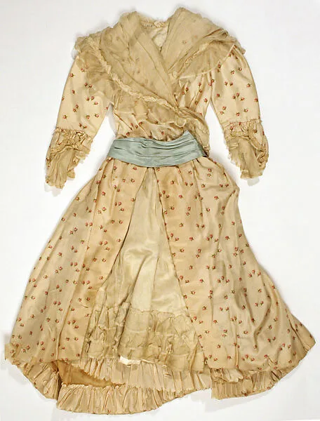 Bridesmaid ensemble — Unknown