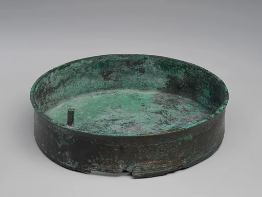 Pyxis
