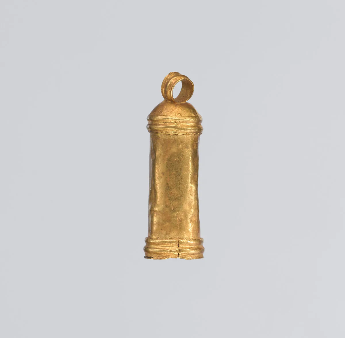 Gold amulet case — Unknown
